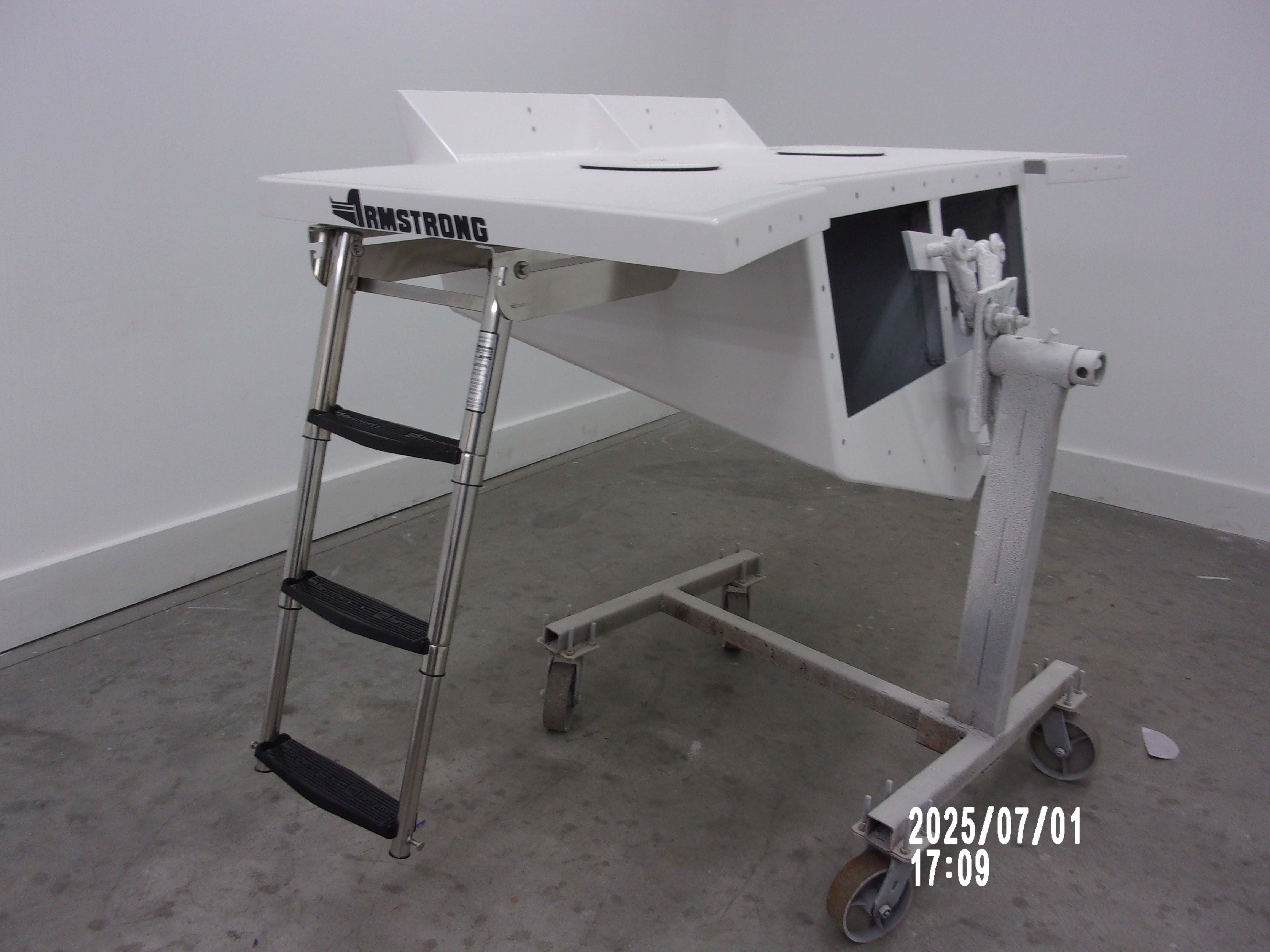 149_3050.jpg?v=1753658555&